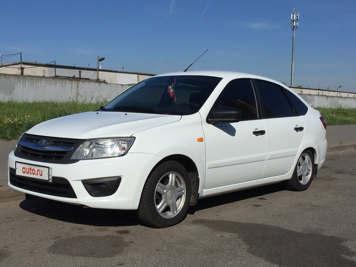 Гранта лифтбек белая фото Купить б/у Lada (ВАЗ) Granta I 1.6 AT (98 л.с.) бензин автомат в Санкт-Петербург
