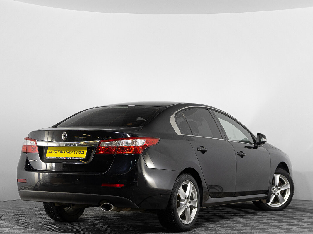 Купить б/у Renault Latitude I 2.0 CVT (139 л.с.) бензин вариатор в Челябинске: ч