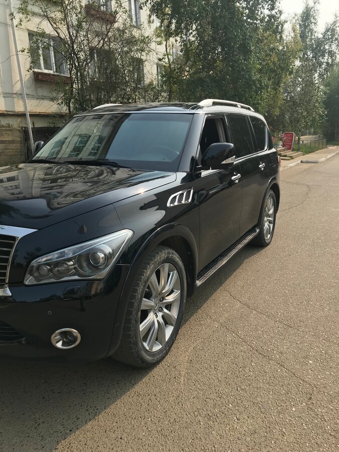 Infiniti qx56 ii