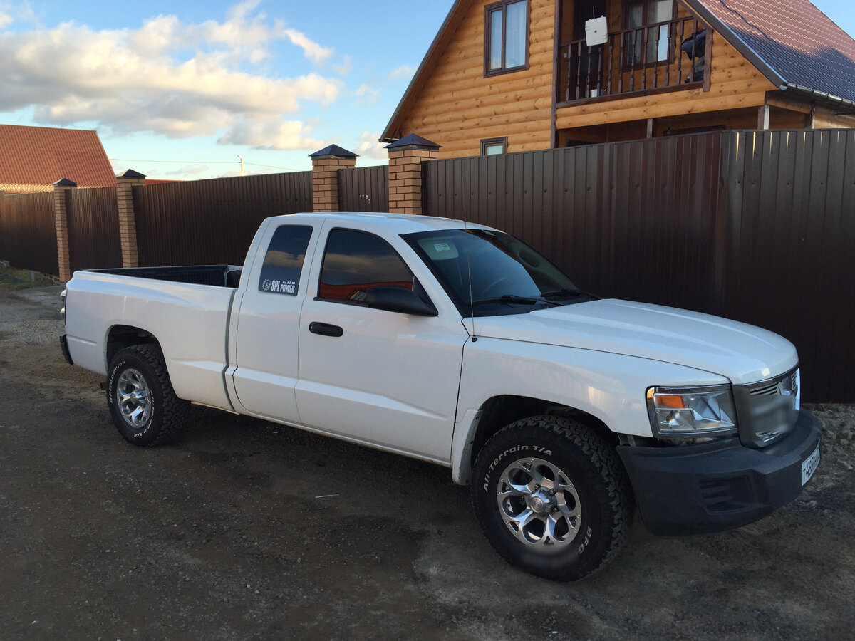 Dodge Dakota 2009 White