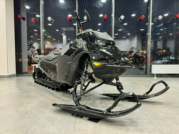 2024 BRP Ski-Doo Summit 850, чёрный, 2699000 рублей - вид 1