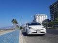 2016 Toyota Prius IV (XW50), белый, 1700000 рублей - вид 4