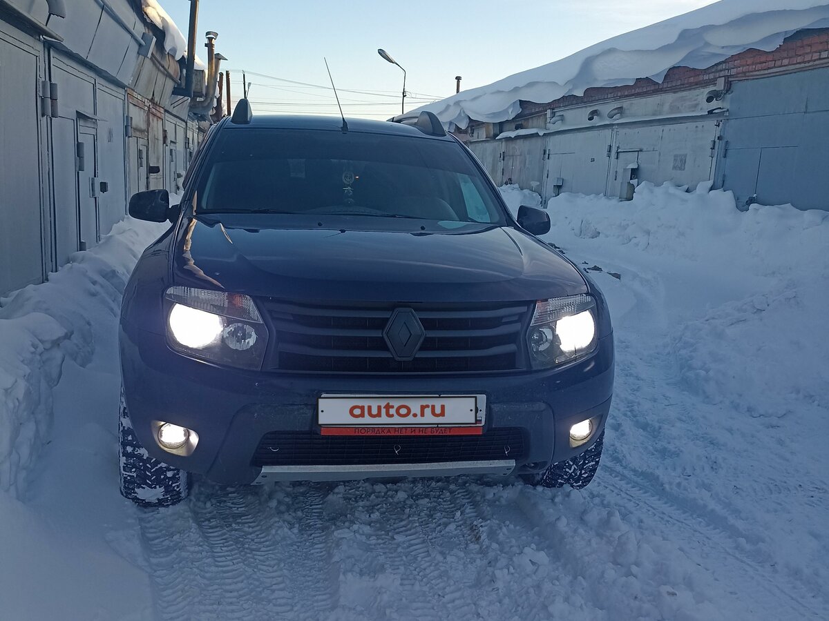 Купить б/у Renault Duster I 2.0 MT (135 л.с.) 4WD бензин механика в ...
