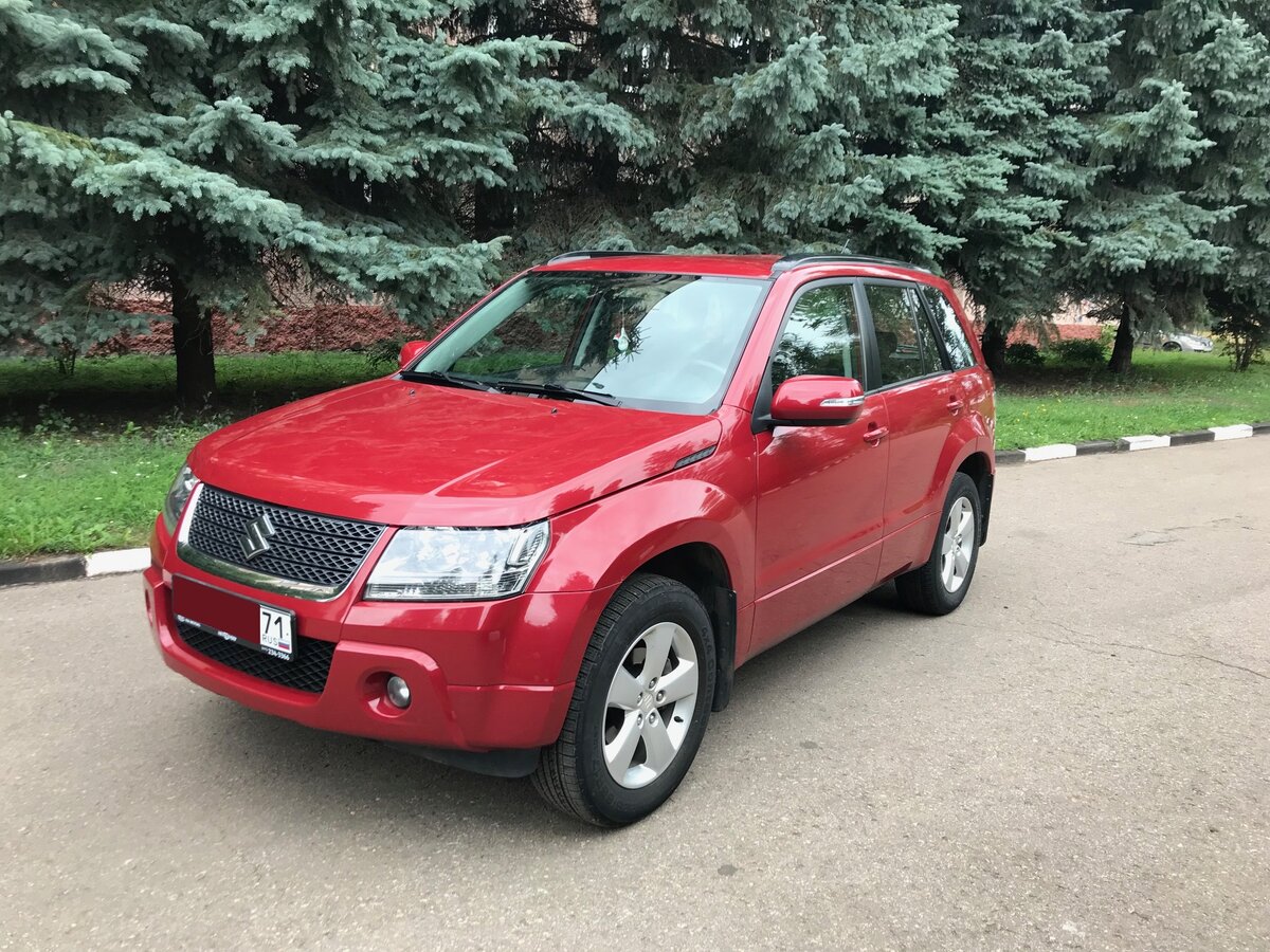 Suzuki Grand Vitara 2010 красная
