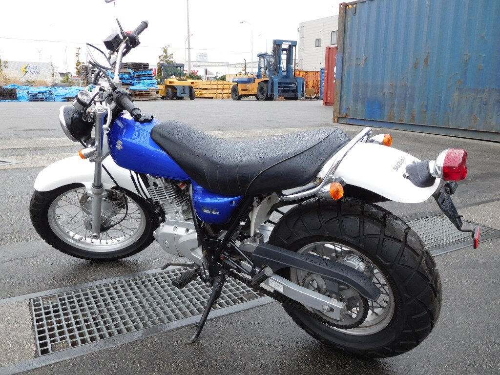 РњРѕС‚РѕС†РёРєР» Suzuki VANVAN 200