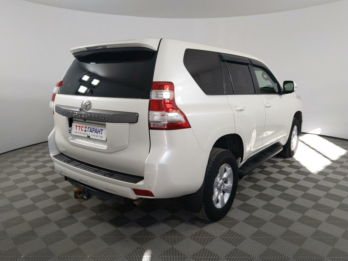 Едем на toyota land cruiser prado белая т913нр750
