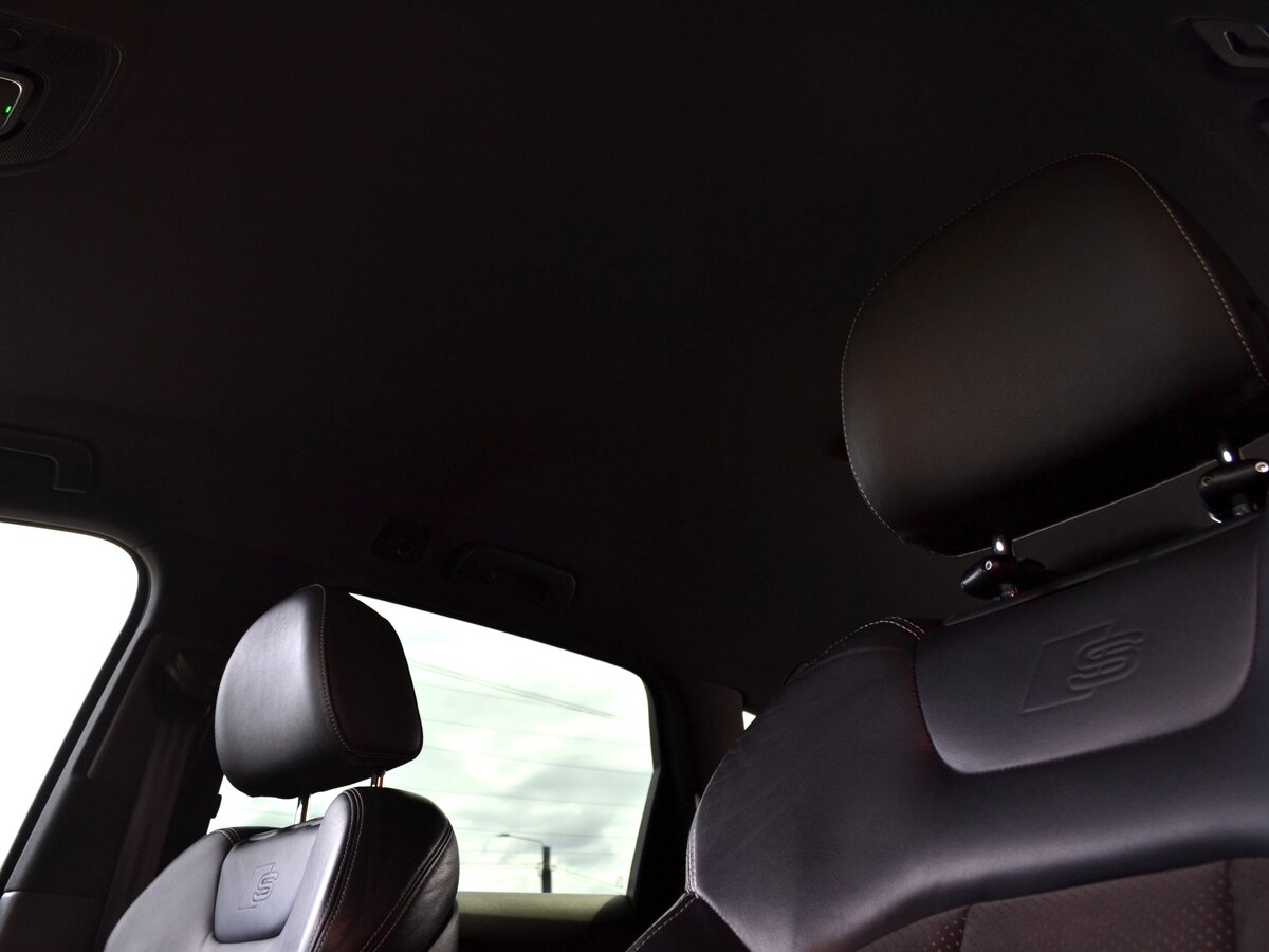 AUDI Q7 - фото 19