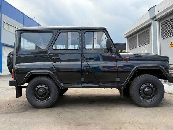 2025 УАЗ Хантер 2924 Euro-2, чёрный - вид 2