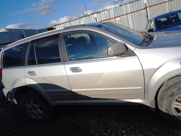 Купить б/у Great Wall Hover H3 I 2.0 MT (115 л.с.) 4WD бензин механика ...