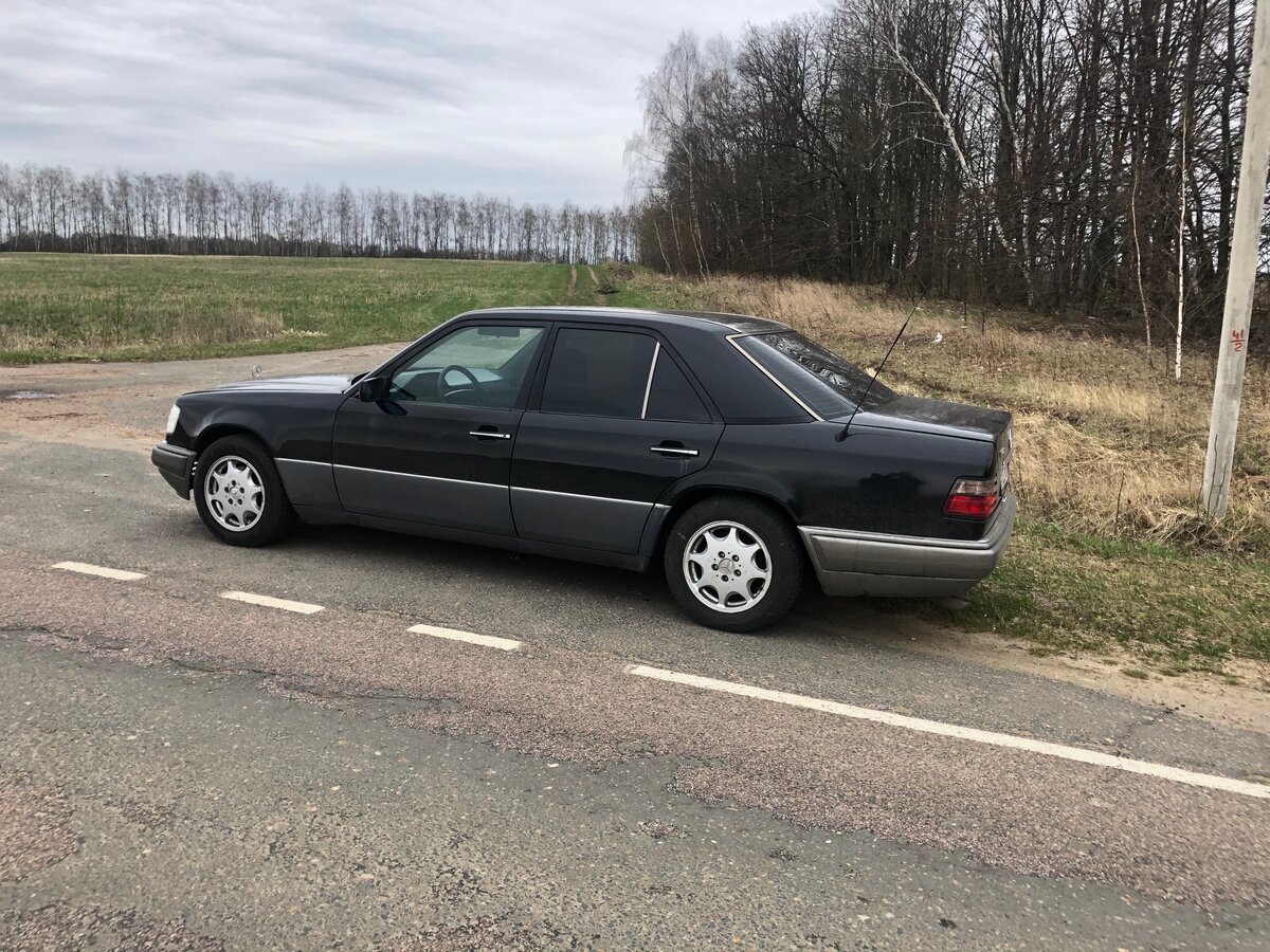 Мерседес w124 черный