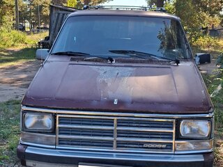 1987 Dodge Caravan I, пурпурный, 150000 рублей, вид 1
