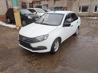 2019 Lada (ВАЗ) Granta I Рестайлинг, белый, 400000 рублей, вид 1