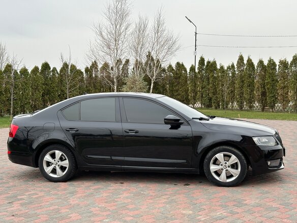 2015 Skoda Octavia III (A7), чёрный - вид 3