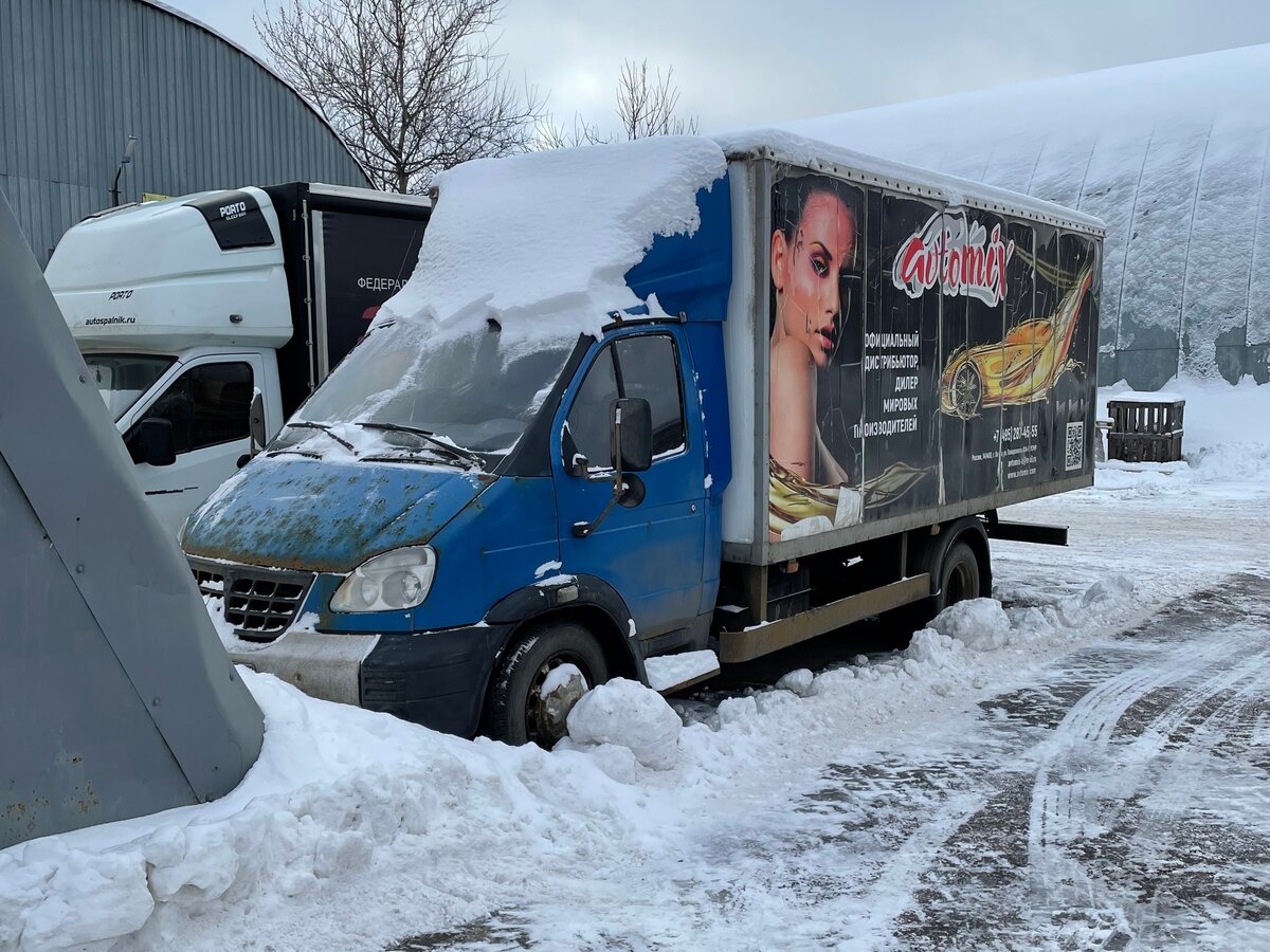 Купить б/у ГАЗ Валдай дизель механика в Москве: синий фургон 2011 года ...