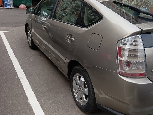 2008 Toyota Prius II Рестайлинг (XW20), бежевый, 830000 рублей - вид 3