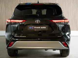2025 Toyota Highlander IV (XU70), чёрный, 5300000 рублей, вид 5