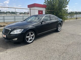 2005 Mercedes-Benz S-Класс 350 V (W221), чёрный, 1200000 рублей, вид 1