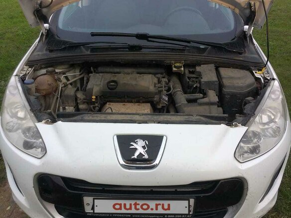 2012 Peugeot 308 I Рестайлинг, белый - вид 3