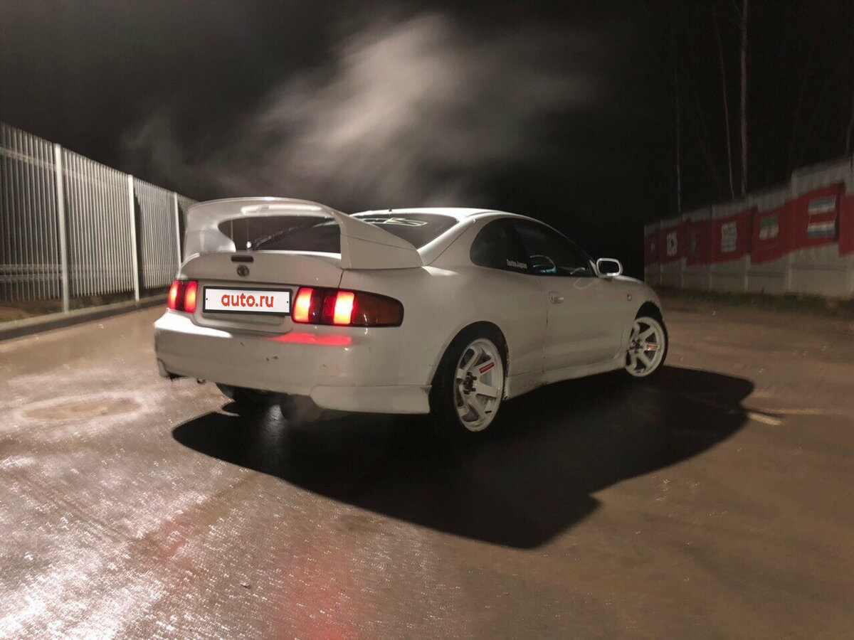Купить б/у Toyota Celica VI (T200) Рестайлинг 2.0 AT (200 л.с.) бензин ...