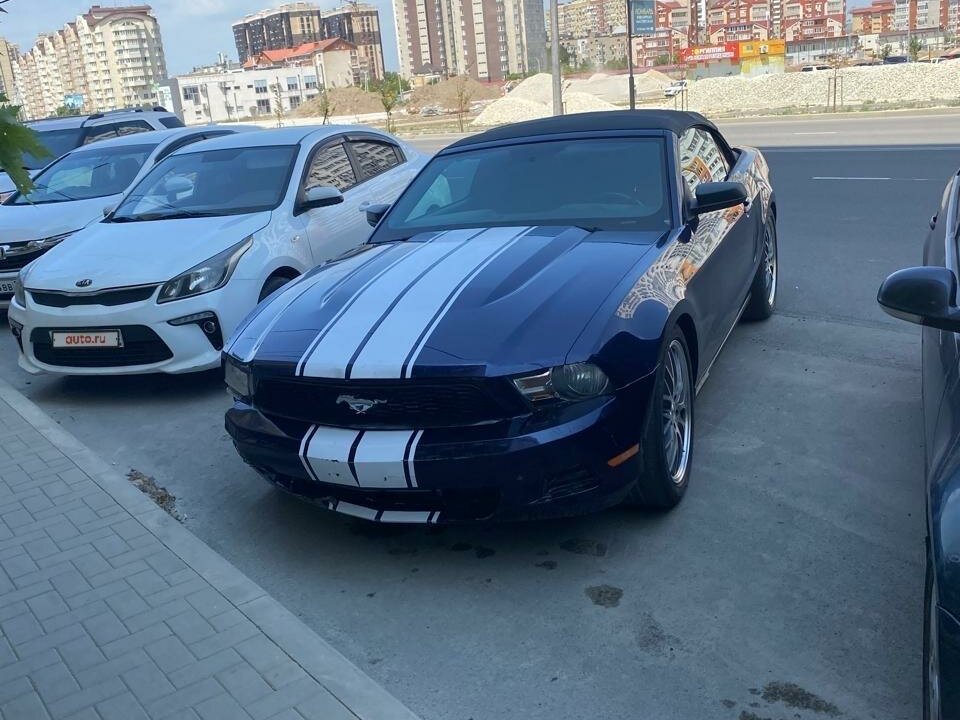 Купить б/у Ford Mustang V Рестайлинг 4.0 AT (210 л.с.) бензин автомат в ...