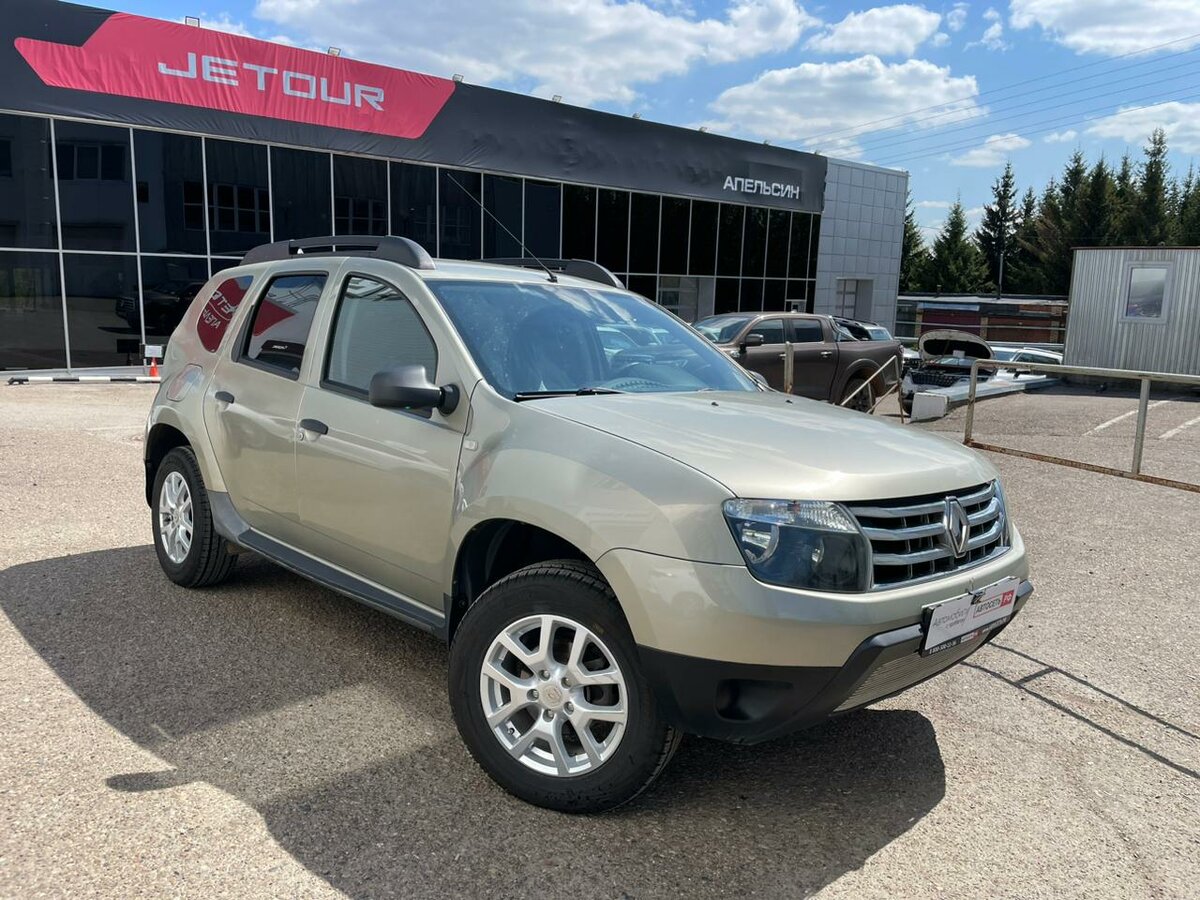 Купить б/у Renault Duster I 1.6 MT (102 л.с.) 4WD бензин механика в ...