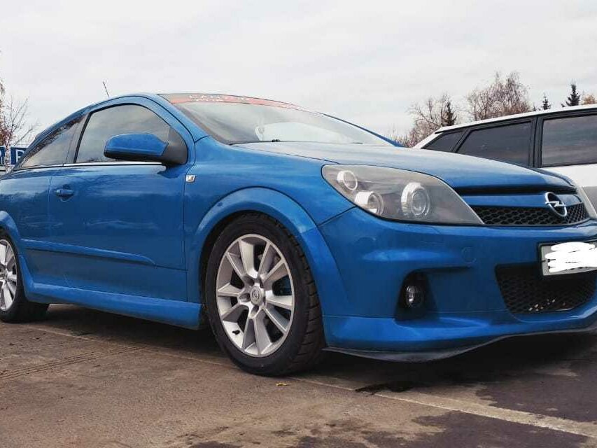 Opel Astra OPC дверь
