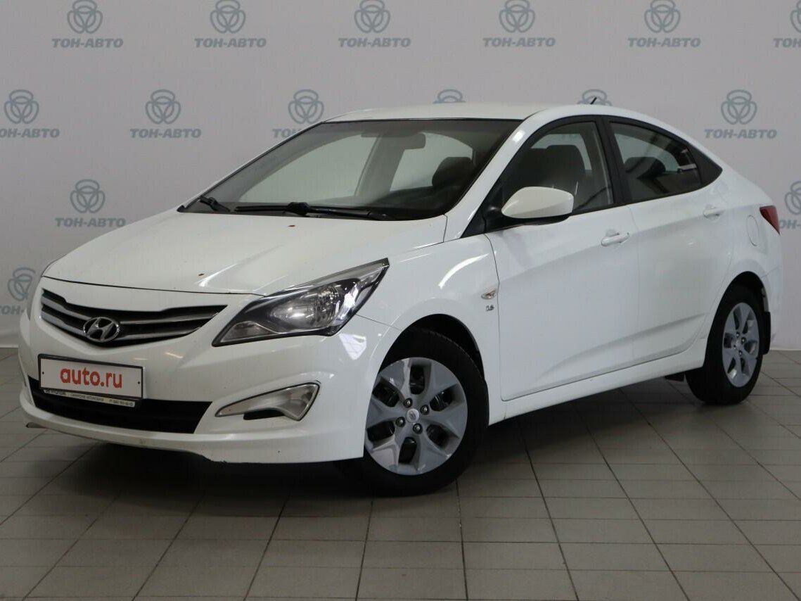 Купить б/у Hyundai Solaris I Рестайлинг 1.6 AT (123 л.с.) бензин ...