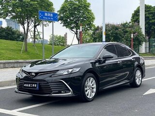 2021 Toyota Camry VIII (XV70) Рестайлинг, чёрный, 2110000 рублей, вид 1