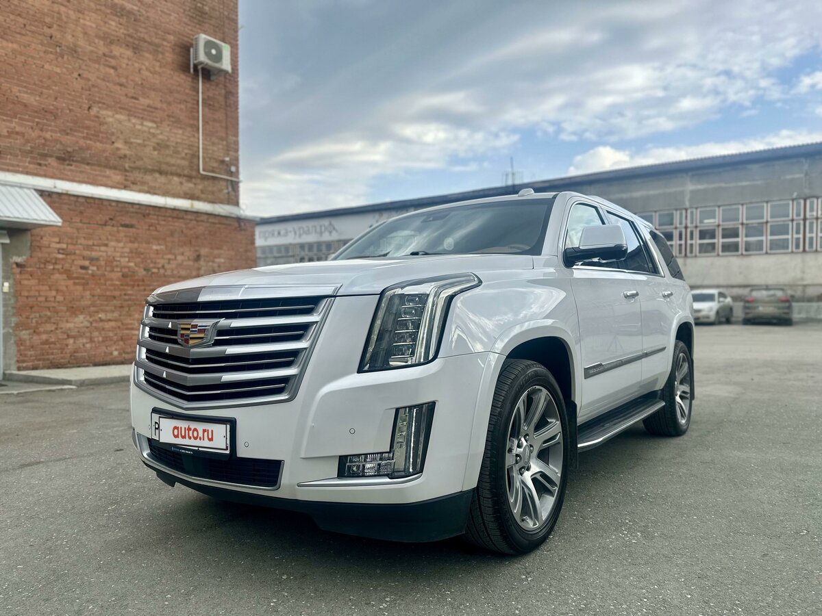 Купить б/у Cadillac Escalade IV 6.2 AT (409 л.с.) 4WD бензин автомат в ...
