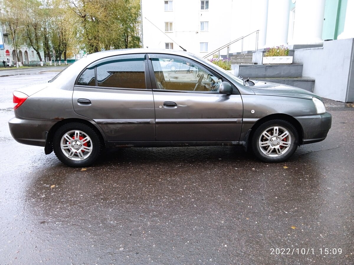 Купить б/у Kia Rio I Рестайлинг 1.5 MT (97 л.с.) бензин механика в ...