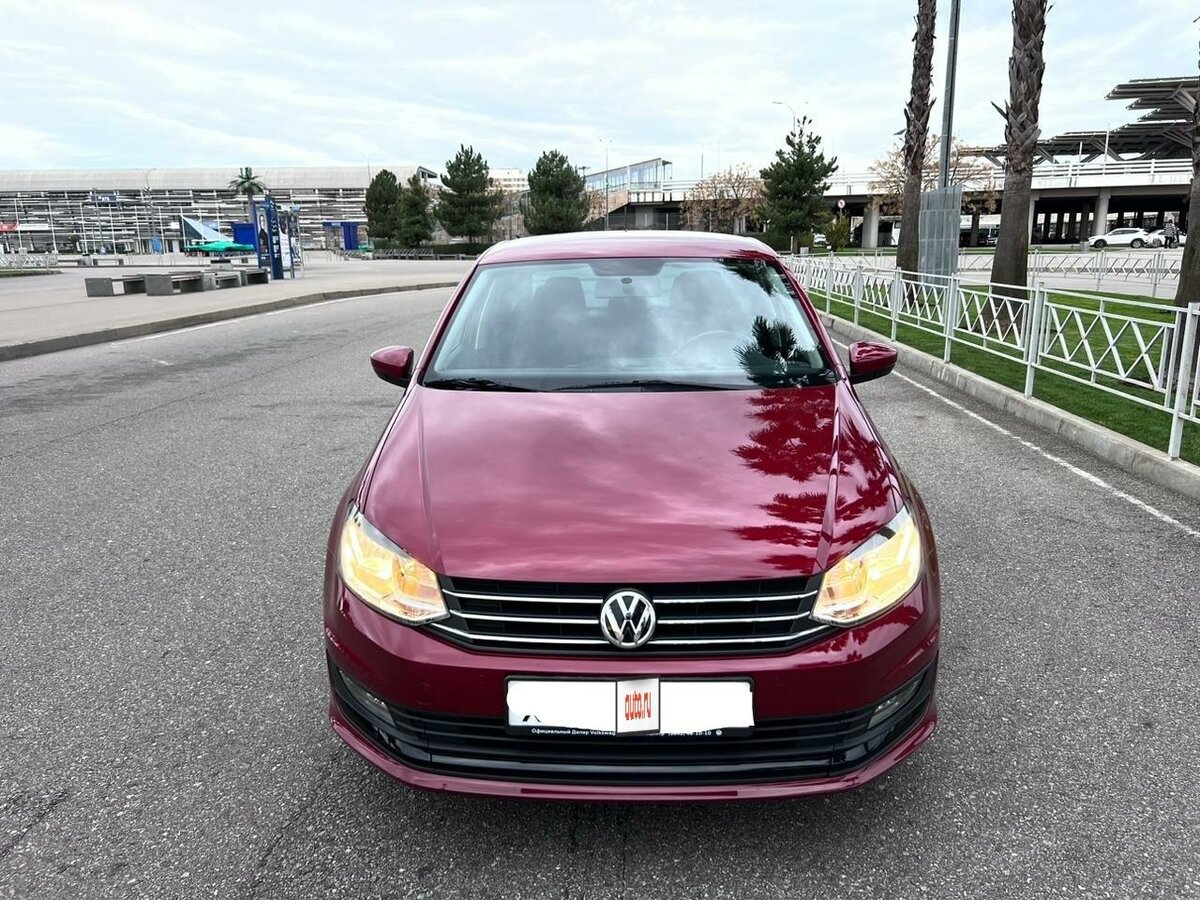 Купить б/у Volkswagen Polo V Рестайлинг 1.6 AT (110 л.с.) бензин ...