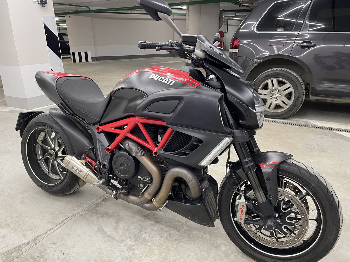 Ducati Diavel Carbon 6 2013 ID 1122903782