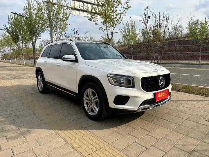 Mercedes-Benz GLB 180 I (X247)