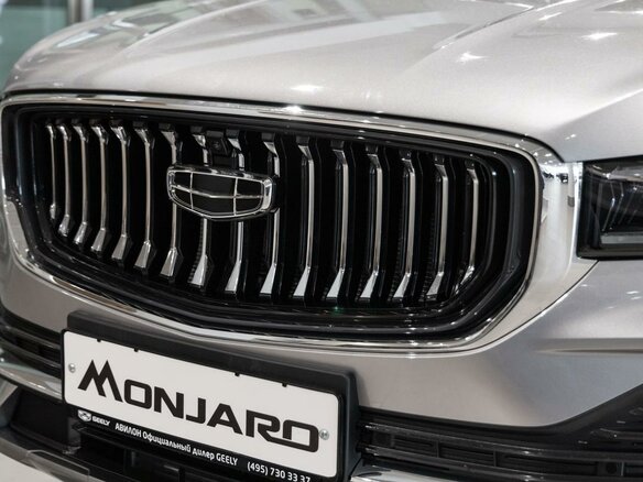 2026 Geely Monjaro I, серебристый - вид 3
