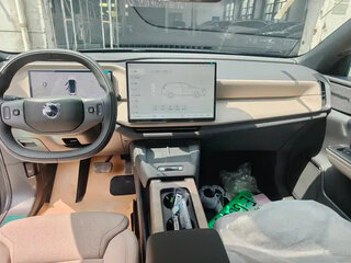 2026 Volvo XC70 III, зелёный, 6000000 рублей, вид 5