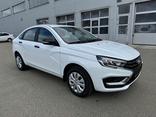 2026 Lada (ВАЗ) Vesta I Рестайлинг (NG), белый, 1881000 рублей, вид 3