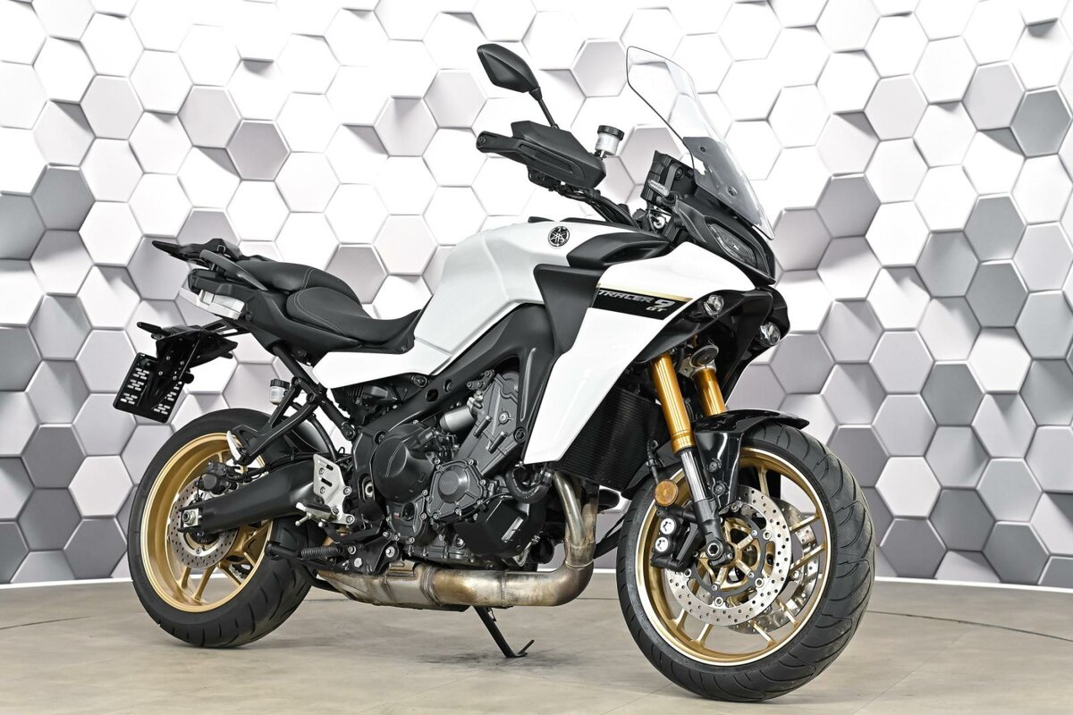 Yamaha MT-09 Tracer (FJ-09)