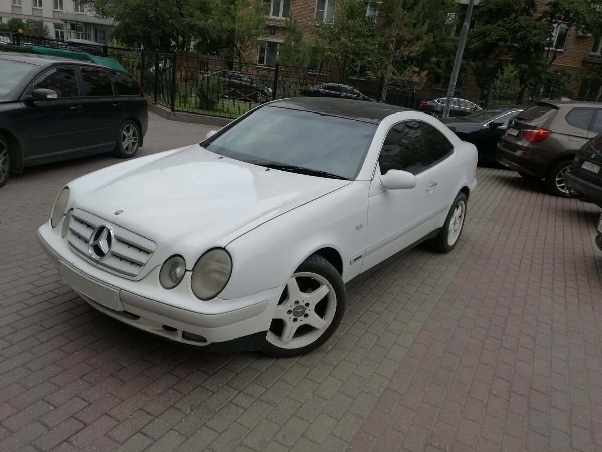Мерседес лупатый 230