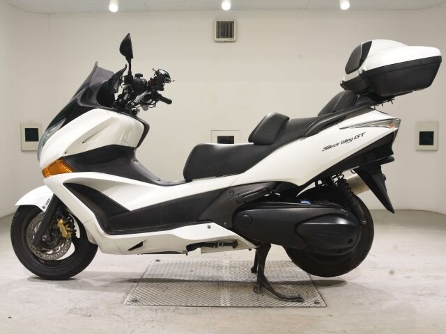 Honda Silver Wing 400