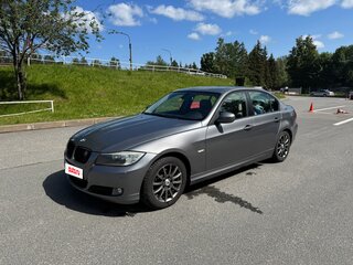2009 BMW 3 серии 320i V (E90/E91/E92/E93) Рестайлинг, серый, 900000 рублей, вид 1