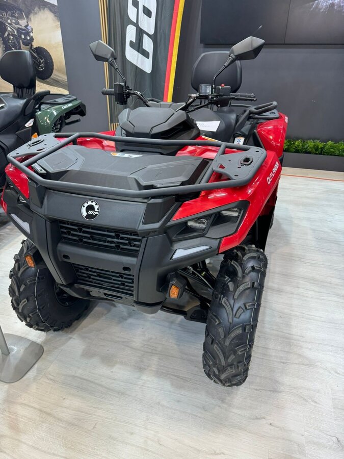 BRP Can-Am Outlander Max DPS 700