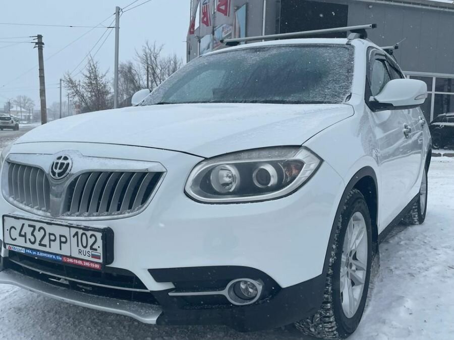 Автомобиль бриллианс v5