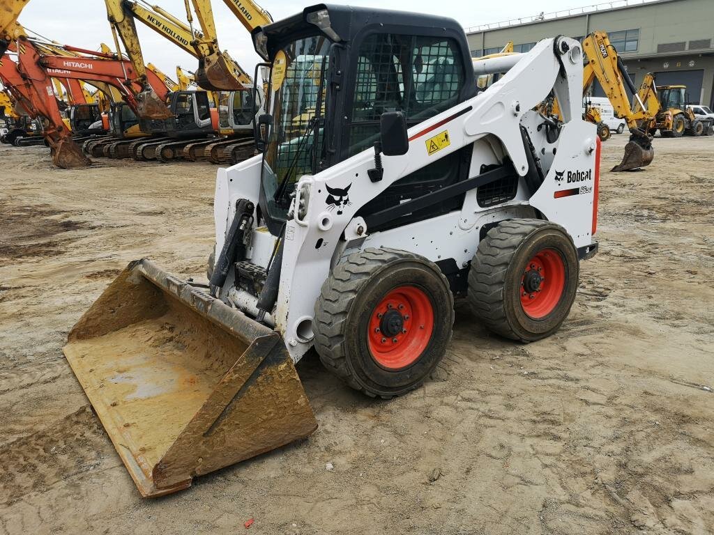 Погрузчик Bobcat s650