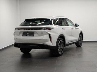 2025 Exeed RX, белый, 5208000 рублей, вид 2