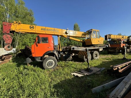2007 КамАЗ 43118, оранжевый, 2000000 рублей, вид 1