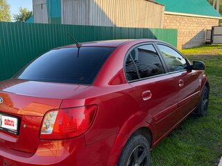 2009 Kia Rio II Рестайлинг, красный, 550000 рублей, вид 3