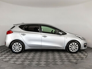 2016 Kia Ceed II Рестайлинг, серебристый, 949000 рублей, вид 4