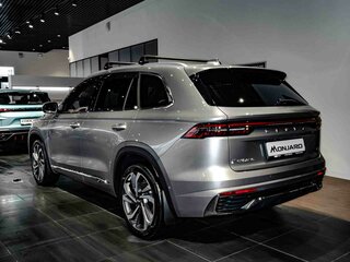 2026 Geely Monjaro I, серый, 5024990 рублей, вид 3