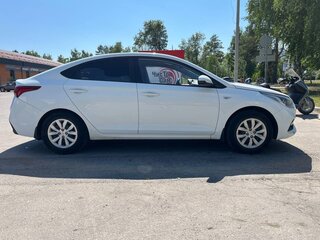 2017 Hyundai Solaris II, белый, 900000 рублей, вид 3