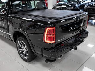 2026 Ram 1500 Crew Cab V Рестайлинг, чёрный, 10440000 рублей, вид 4
